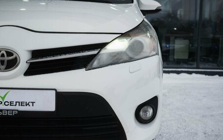 Toyota Verso I, 2013 год, 1 300 000 рублей, 9 фотография
