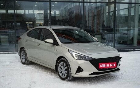 Hyundai Solaris II рестайлинг, 2020 год, 1 600 000 рублей, 5 фотография