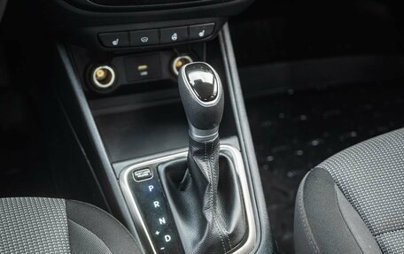 Hyundai Solaris II рестайлинг, 2020 год, 1 600 000 рублей, 21 фотография