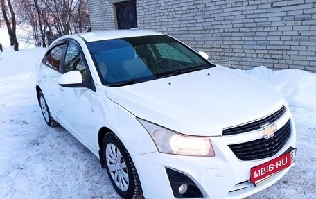 Chevrolet Cruze II, 2013 год, 665 000 рублей, 13 фотография