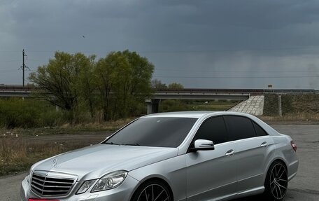 Mercedes-Benz E-Класс, 2011 год, 1 749 000 рублей, 1 фотография