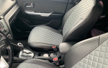 KIA Rio III рестайлинг, 2013 год, 860 000 рублей, 14 фотография