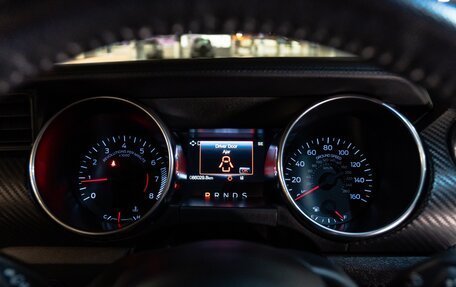 Ford Mustang VI рестайлинг, 2020 год, 4 200 000 рублей, 13 фотография