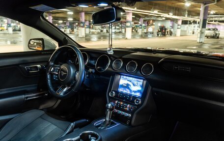 Ford Mustang VI рестайлинг, 2020 год, 4 200 000 рублей, 12 фотография