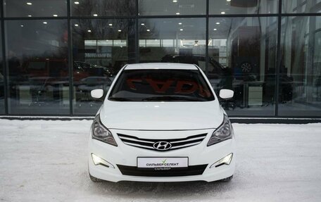 Hyundai Solaris II рестайлинг, 2016 год, 1 100 000 рублей, 3 фотография