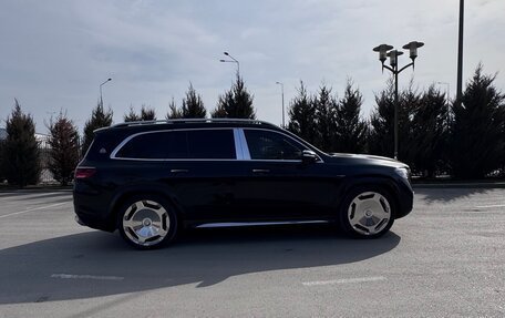 Mercedes-Benz GLS, 2023 год, 20 000 000 рублей, 3 фотография