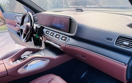 Mercedes-Benz GLS, 2023 год, 20 000 000 рублей, 13 фотография