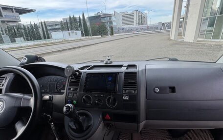 Volkswagen Transporter T5 рестайлинг, 2007 год, 1 300 000 рублей, 6 фотография