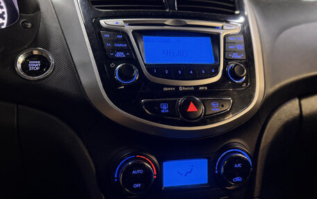 Hyundai Solaris II рестайлинг, 2012 год, 569 000 рублей, 3 фотография