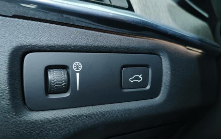 Volvo S90 II рестайлинг, 2021 год, 3 997 000 рублей, 16 фотография