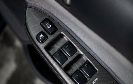 Toyota Wish II, 2007 год, 975 000 рублей, 14 фотография