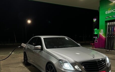 Mercedes-Benz E-Класс, 2011 год, 1 749 000 рублей, 9 фотография