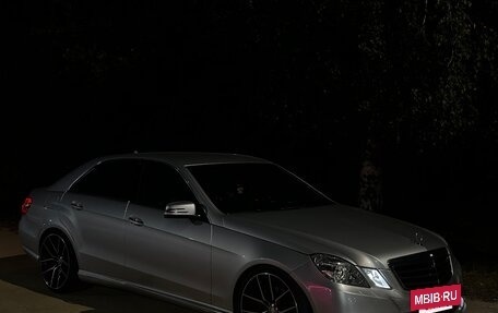 Mercedes-Benz E-Класс, 2011 год, 1 749 000 рублей, 8 фотография