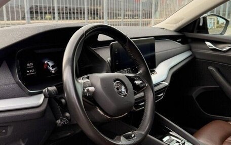 Skoda Octavia IV, 2022 год, 2 400 000 рублей, 20 фотография