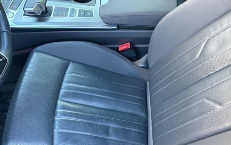 Audi A6, 2019 год, 4 800 000 рублей, 14 фотография