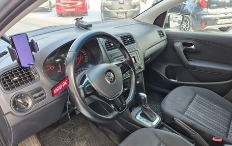 Volkswagen Polo VI (EU Market), 2016 год, 1 050 000 рублей, 8 фотография