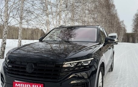 Volkswagen Touareg III, 2018 год, 6 800 000 рублей, 3 фотография