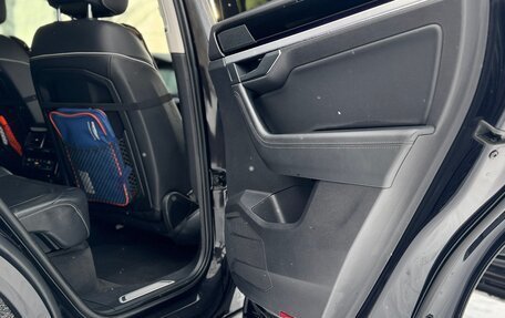 Volkswagen Touareg III, 2018 год, 6 800 000 рублей, 11 фотография