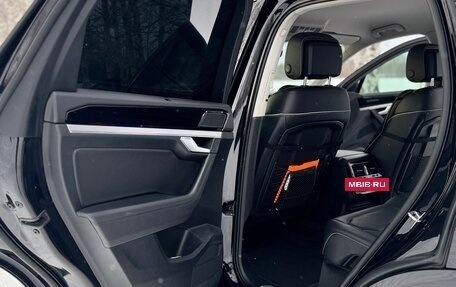 Volkswagen Touareg III, 2018 год, 6 800 000 рублей, 16 фотография