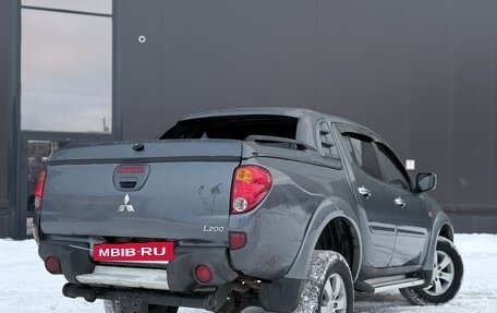 Mitsubishi L200 IV рестайлинг, 2007 год, 967 000 рублей, 6 фотография