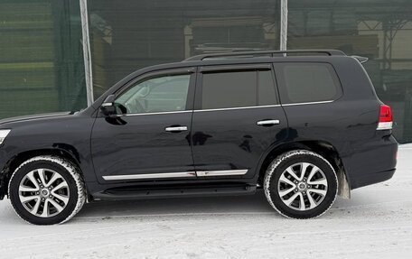 Toyota Land Cruiser 200, 2017 год, 5 750 000 рублей, 6 фотография