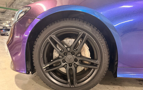 Mercedes-Benz E-Класс, 2017 год, 3 500 000 рублей, 9 фотография