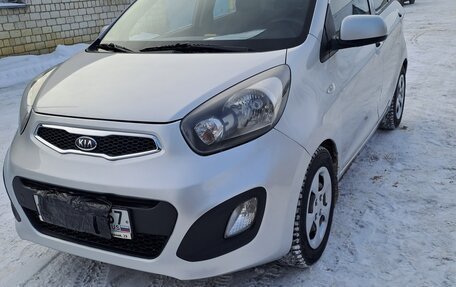 KIA Picanto II, 2011 год, 700 000 рублей, 2 фотография