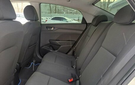 Hyundai Solaris II рестайлинг, 2019 год, 969 000 рублей, 12 фотография