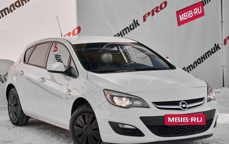 Opel Astra J, 2014 год, 900 000 рублей, 3 фотография