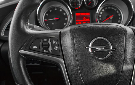 Opel Astra J, 2014 год, 900 000 рублей, 11 фотография