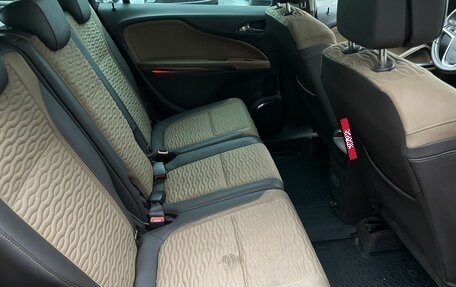 Opel Zafira C рестайлинг, 2012 год, 1 063 000 рублей, 11 фотография