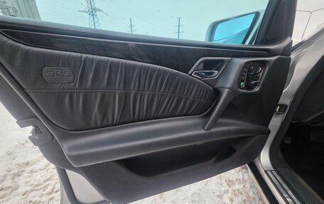 Mercedes-Benz E-Класс, 1997 год, 400 000 рублей, 5 фотография