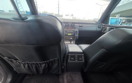 Mercedes-Benz E-Класс, 1997 год, 400 000 рублей, 7 фотография