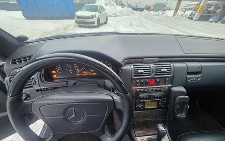 Mercedes-Benz E-Класс, 1997 год, 400 000 рублей, 11 фотография