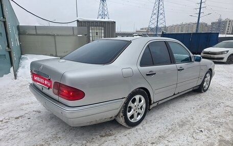 Mercedes-Benz E-Класс, 1997 год, 400 000 рублей, 12 фотография