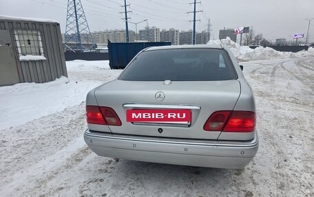 Mercedes-Benz E-Класс, 1997 год, 400 000 рублей, 8 фотография