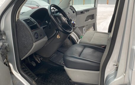 Volkswagen Transporter T5 рестайлинг, 2007 год, 950 000 рублей, 9 фотография