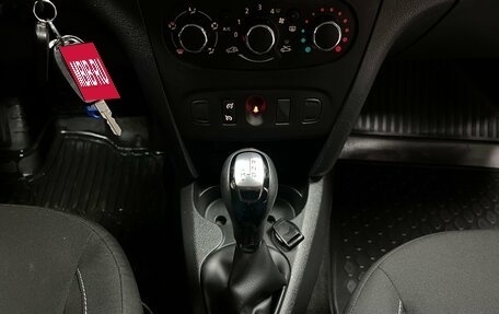 Renault Sandero II рестайлинг, 2017 год, 1 140 000 рублей, 13 фотография