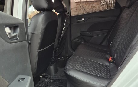 Hyundai Solaris II рестайлинг, 2021 год, 1 290 000 рублей, 6 фотография