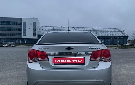 Chevrolet Cruze II, 2012 год, 900 000 рублей, 4 фотография