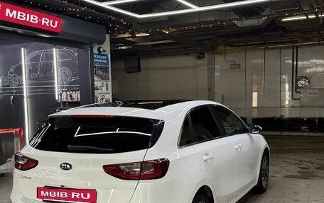 KIA cee'd III, 2018 год, 1 700 000 рублей, 2 фотография