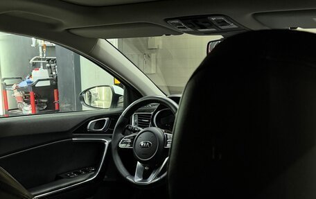 KIA cee'd III, 2018 год, 1 700 000 рублей, 5 фотография