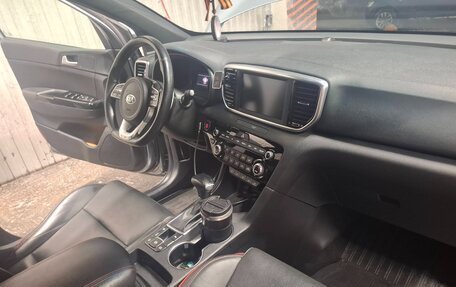 KIA Sportage IV рестайлинг, 2020 год, 2 650 000 рублей, 13 фотография