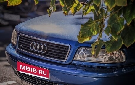 Audi A8, 1997 год, 720 000 рублей, 4 фотография