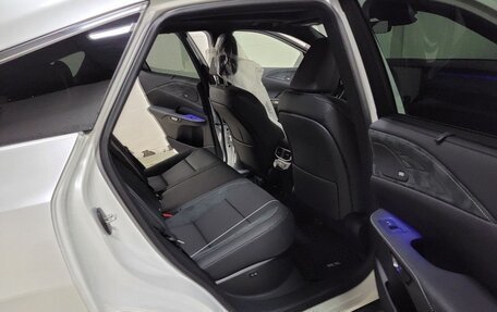 Lexus RX IV рестайлинг, 2025 год, 12 490 000 рублей, 9 фотография