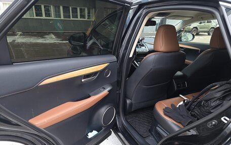 Lexus NX I, 2017 год, 2 900 000 рублей, 14 фотография