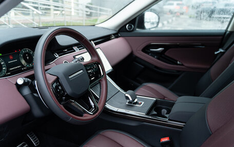 Land Rover Range Rover Evoque II, 2025 год, 6 899 500 рублей, 12 фотография