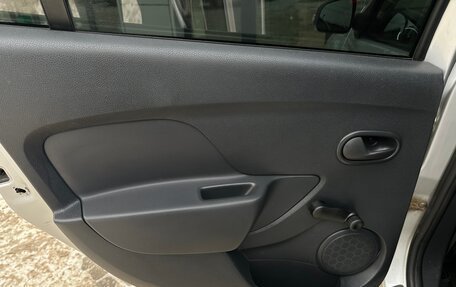 Renault Logan II, 2020 год, 1 099 000 рублей, 9 фотография