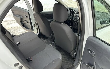 Renault Logan II, 2019 год, 750 000 рублей, 25 фотография