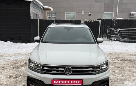 Volkswagen Tiguan II, 2019 год, 3 850 000 рублей, 8 фотография